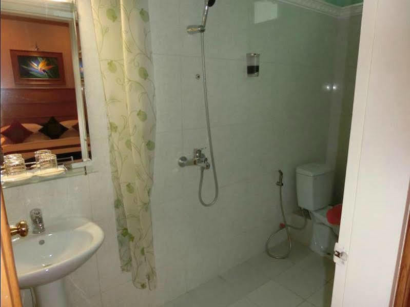 Shwe Kyun Hotel Taunggyi Dış mekan fotoğraf
