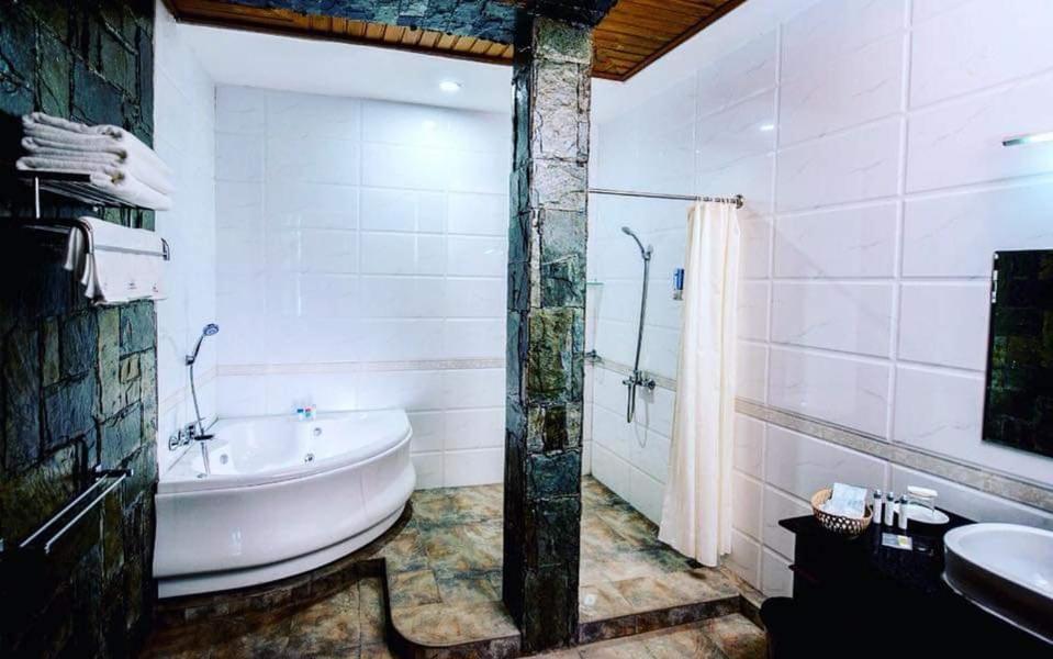 Shwe Kyun Hotel Taunggyi Dış mekan fotoğraf