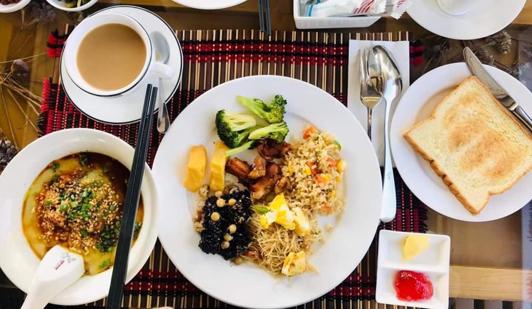 Shwe Kyun Hotel Taunggyi Dış mekan fotoğraf